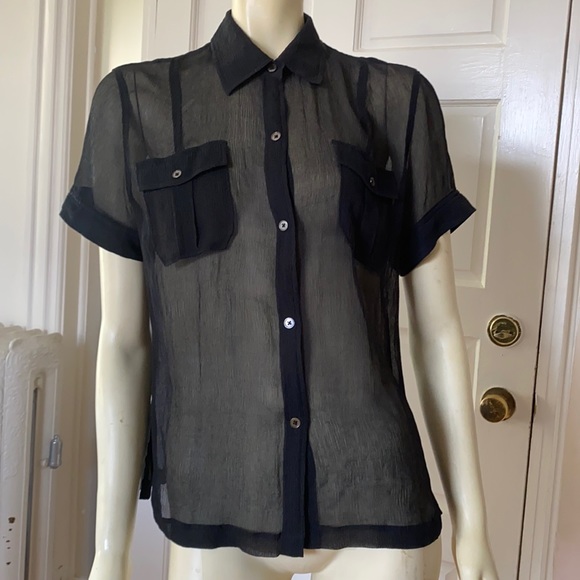 Banana Republic Tops - 100% silk sheer short sleeve structured blouse